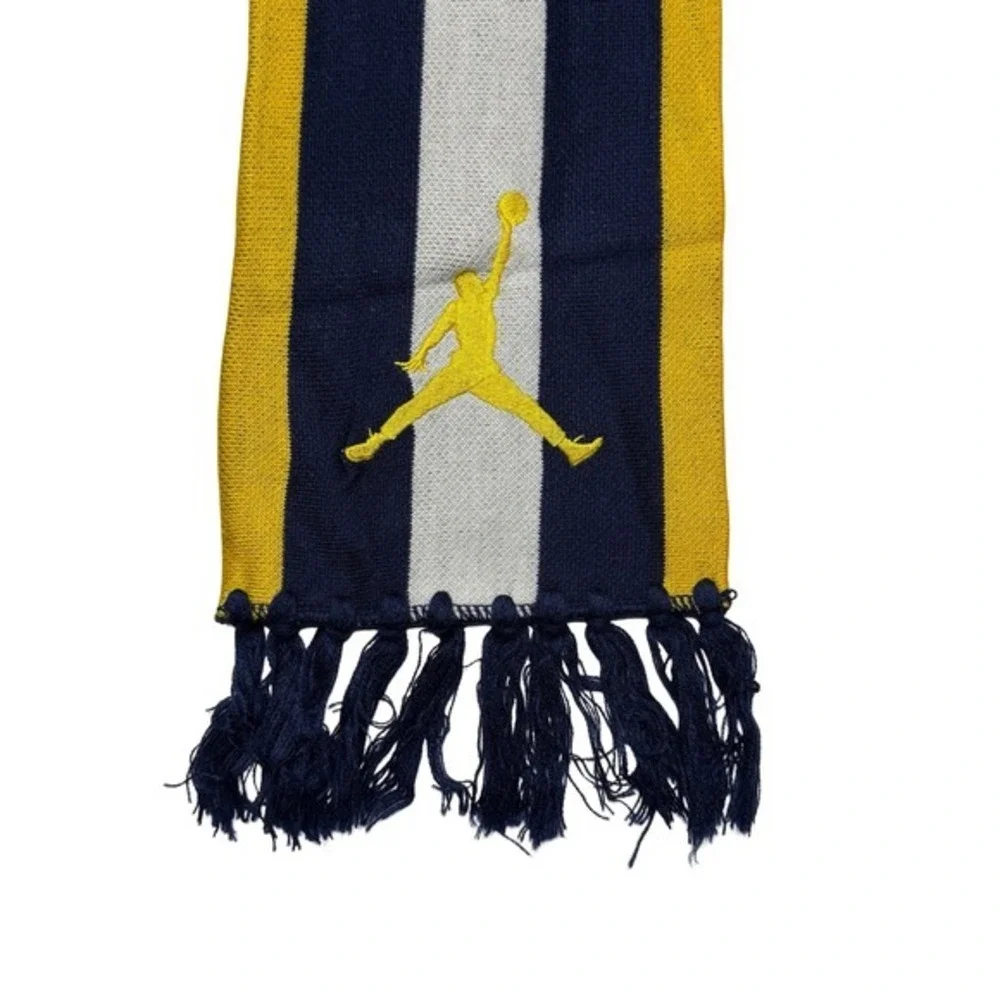 Michigan Wolverines Jordan Jumpman college‎ scarf